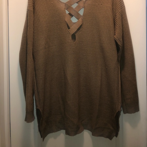 Sweater - Picture 4 of 4